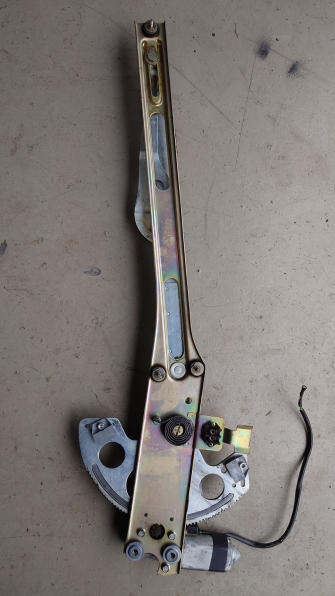 Fensterheber rechts elektrisch