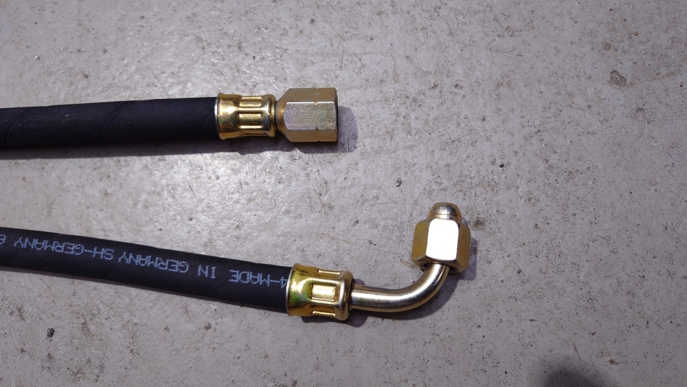 Preview: Kraftstoffleitungssatz 280SL SLC Motorraum