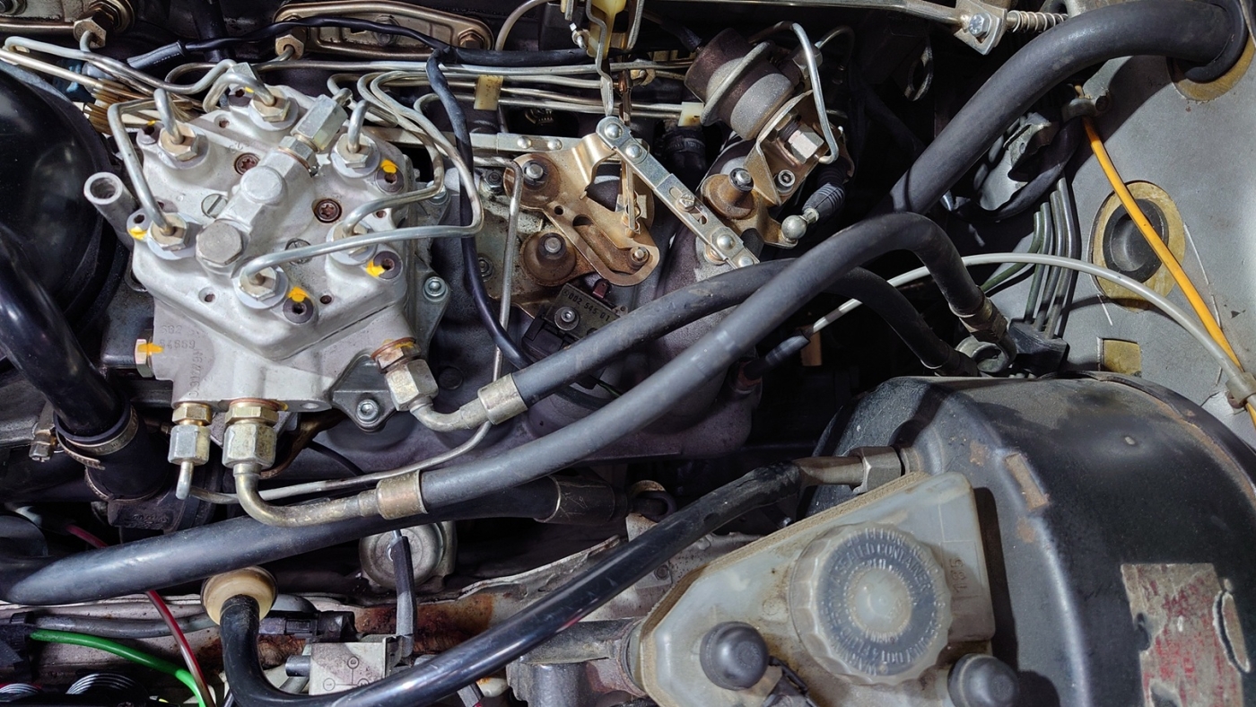 Kraftstoffleitungssatz 280SL SLC Motorraum