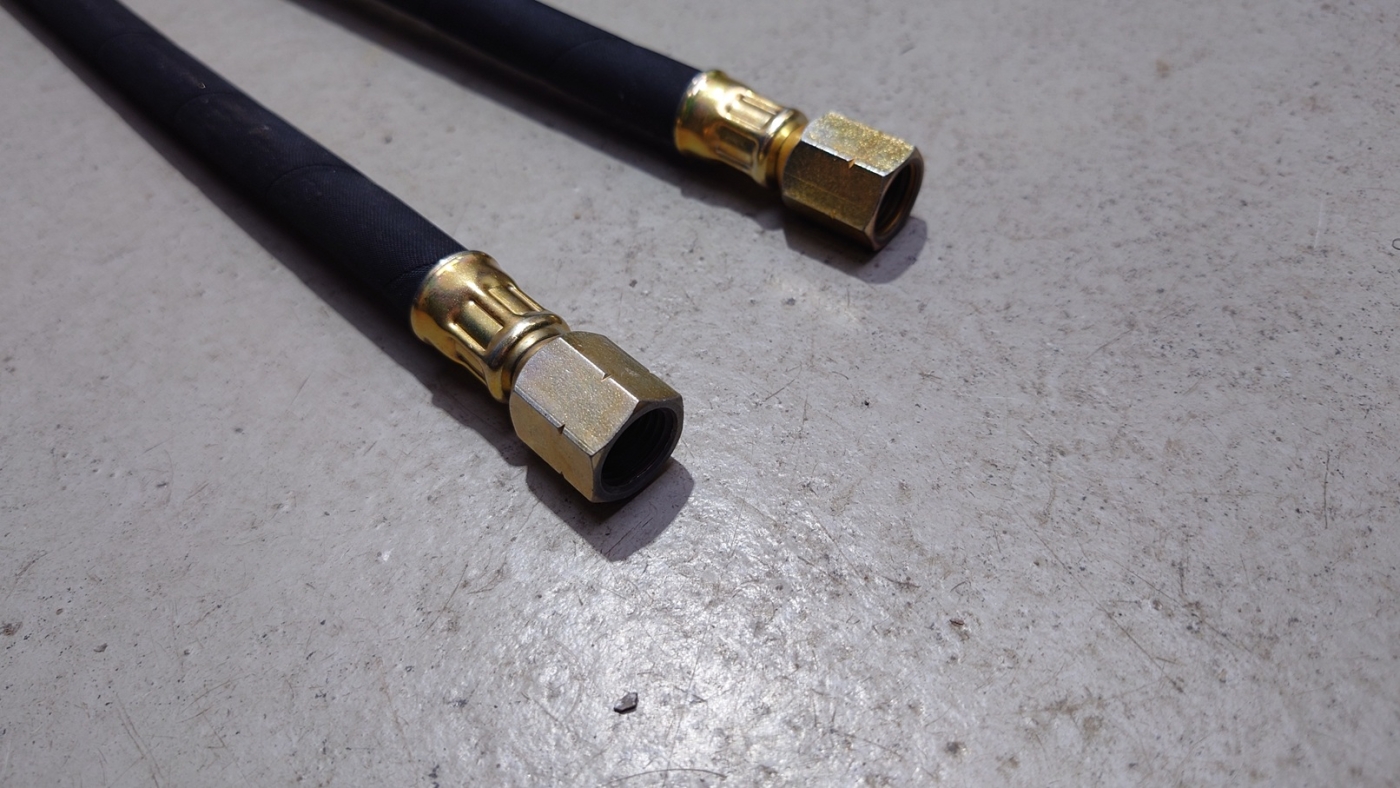 Kraftstoffleitungssatz 280SL SLC Motorraum